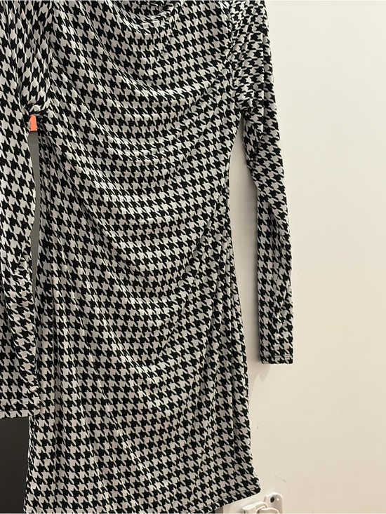 naked wardrobe Dresses & Skirts - naked wardrobe Black & White Houndstooth Long Sleeve Mini Dress